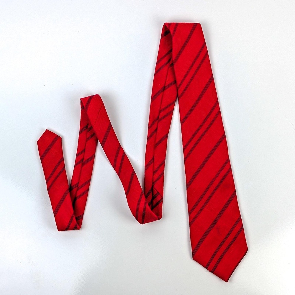 Yves Saint Laurent Mens Silk Tie Red Navy Blue Diagonal Striped Logo Necktie